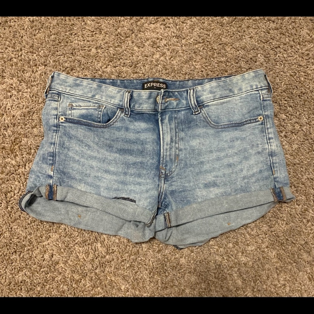 Express shorts